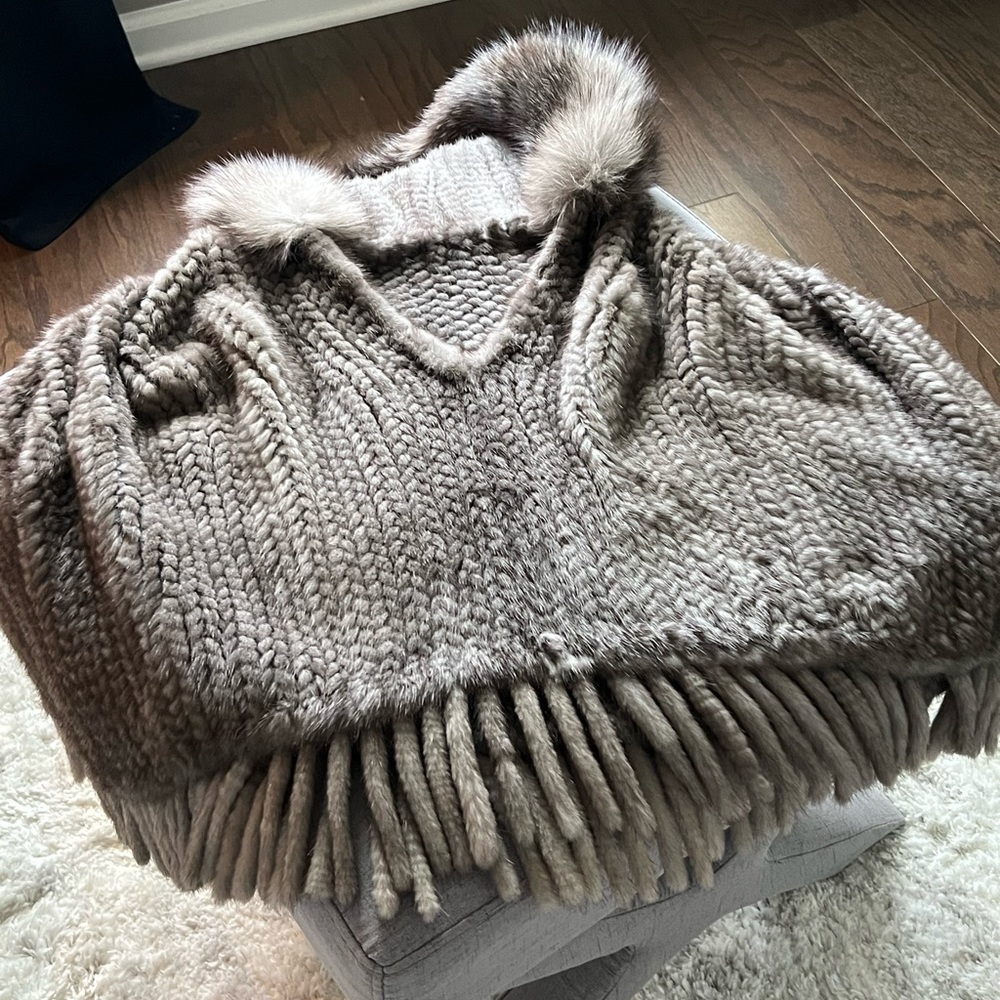 Now this is a Stunning Grey mink cape that can be worn Dressy or Casual! 💯 Mink